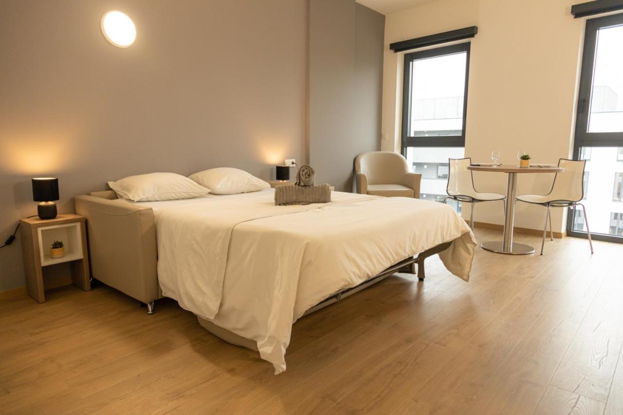 Ferienwohnung Modern Chic Immaculate Studio Near City Center Belval Esch an der Alzette Exterior foto
